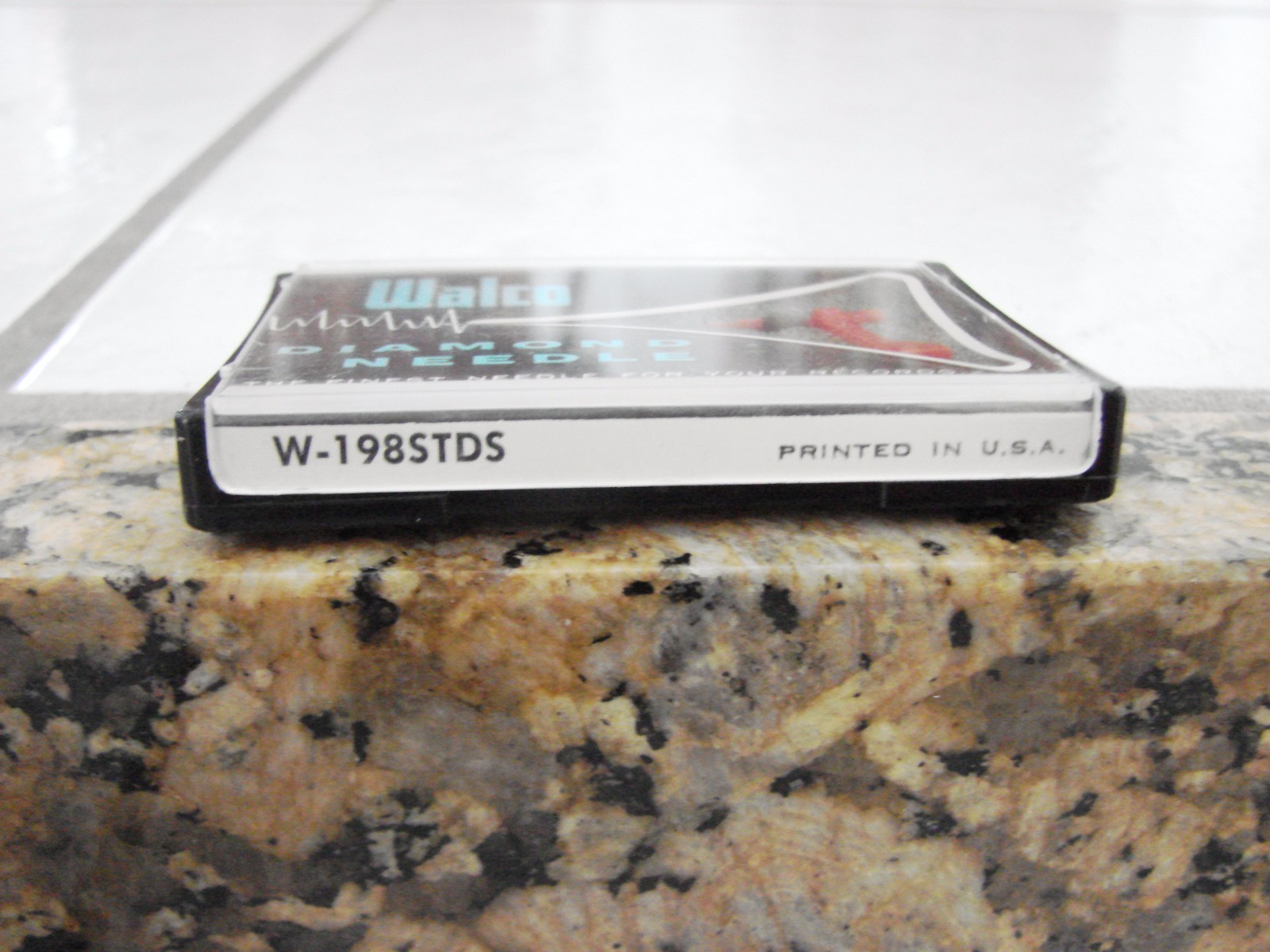Replacement Diamond Stylus Walco # W-198STDS .7 mil Astatic 153-157 461 481 cart