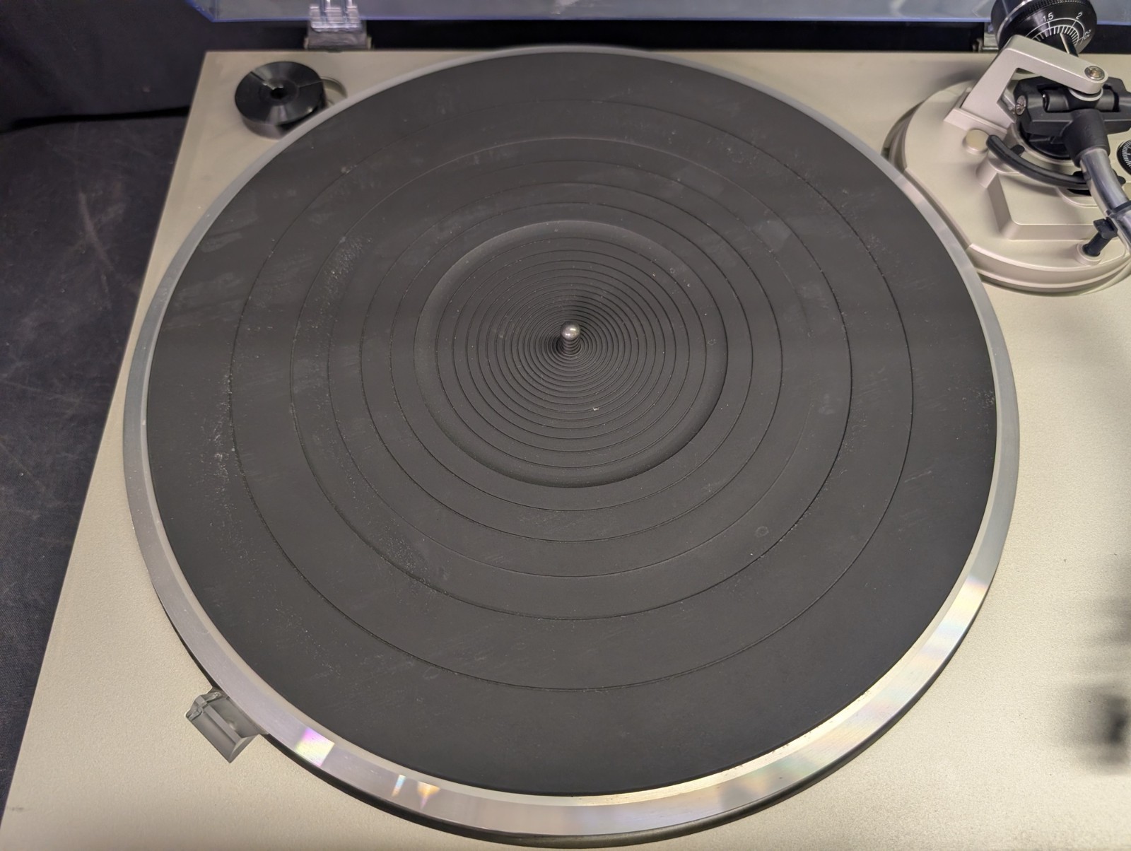 Technics SL-Q202 Direct Drive Turntable (no stylus) AS-IS For Parts Only