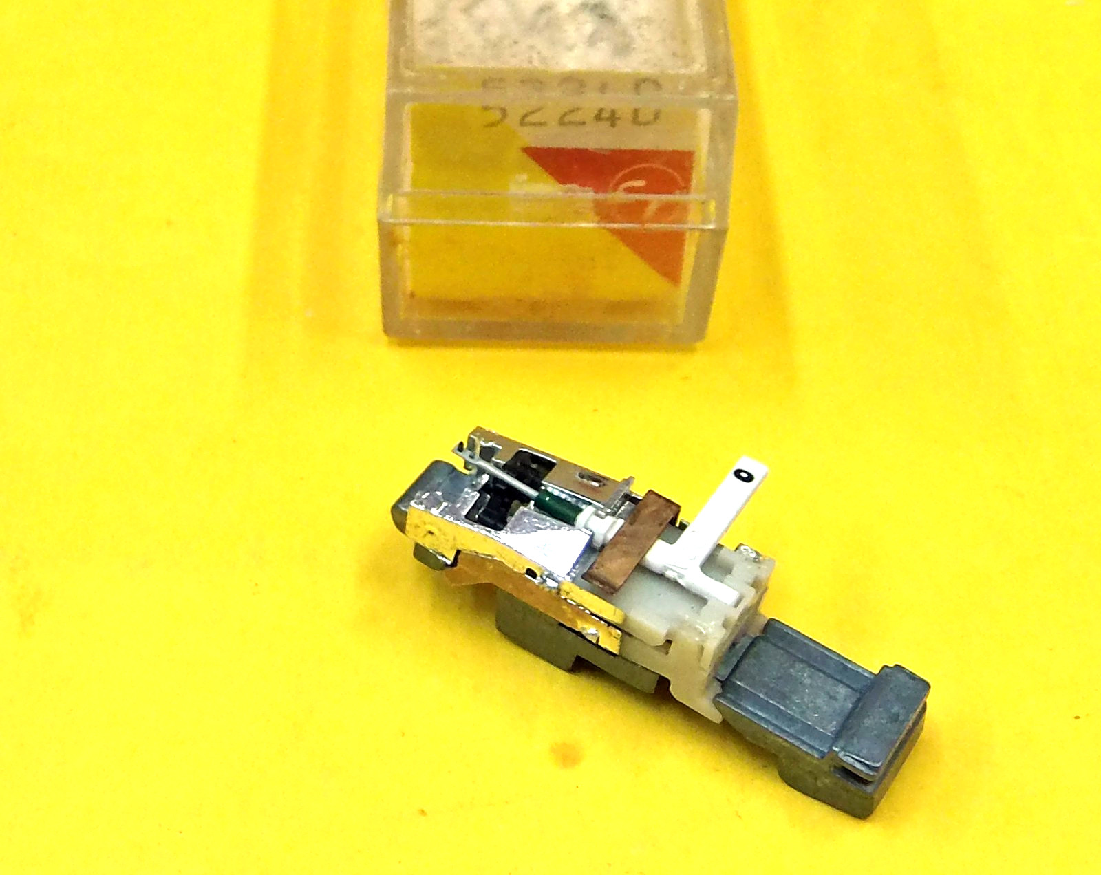 PHONOGRAPH RECORD NEEDLE CARTRIDGE EV 5224 EV 5224D FOR RCA 131777