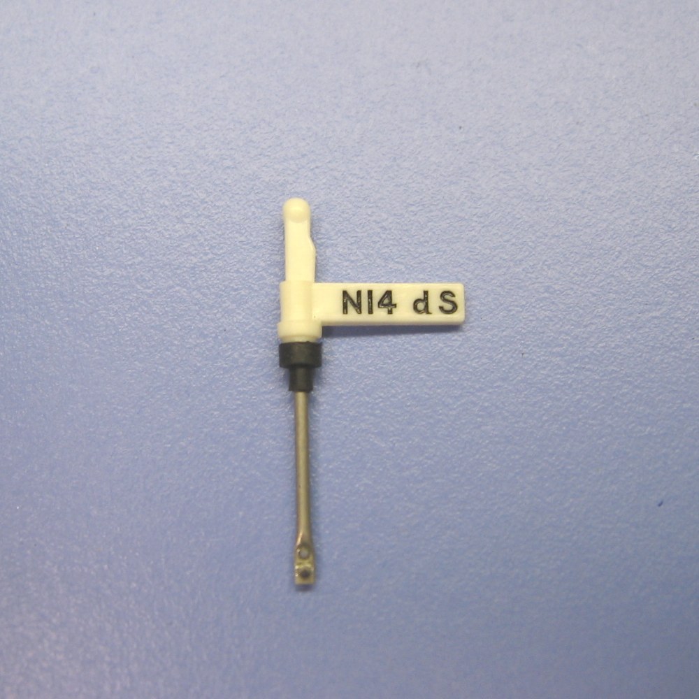 Superb / Pfanstiehl 171-DS77 ‘Diamond Stylus’ . Replaces Astatic N14SD