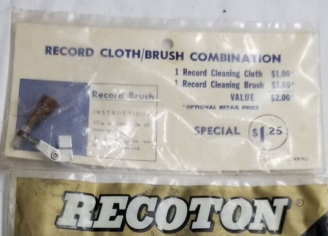 😃 Vintage Recoton Whisk-A-Way Turntable Record Stylus Brush and Cloth Combo