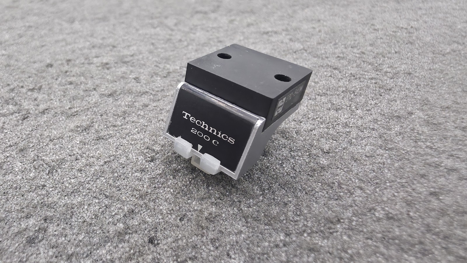 Technics 200C. EPC-84SM. Cartridge With Original stylus