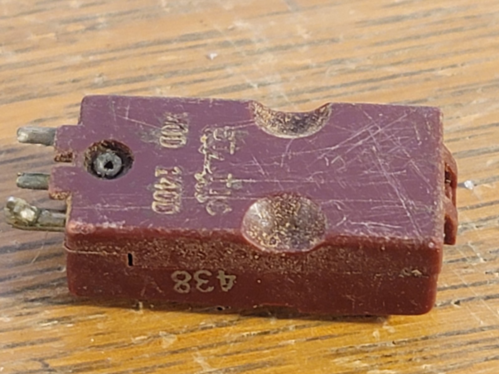ASTATIC 140D UNIVERSAL STEREO CARTRIDGE FOR RECORD PLAYERS USED AS-IS