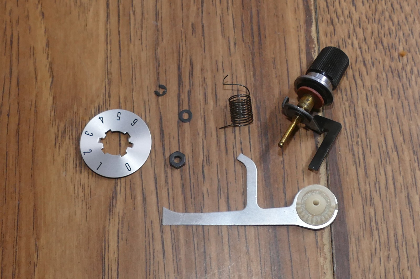 Elac Miracord 50H Turntable Parts – Anti Skate Knob