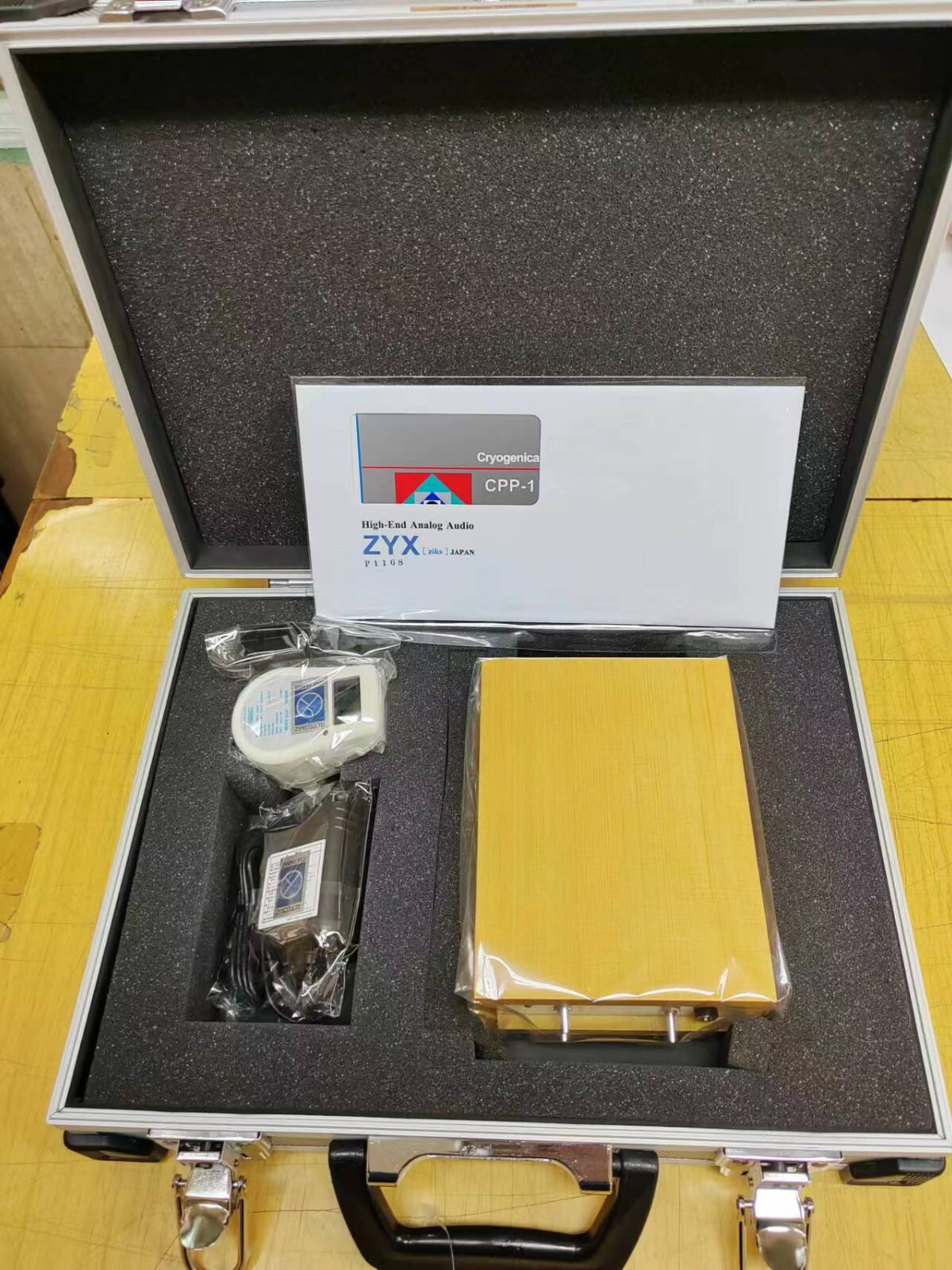 ZYX CPP-1 Clear Pre-pre Amplifier 100-240V, Made in Japan