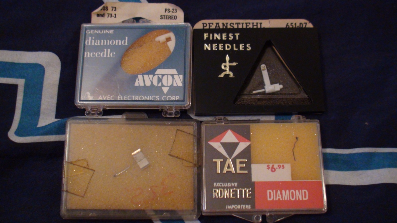DIAMOND TURNTABLE NEEDLE LOT OF 4 TAE PFANSTIEHL ACOS