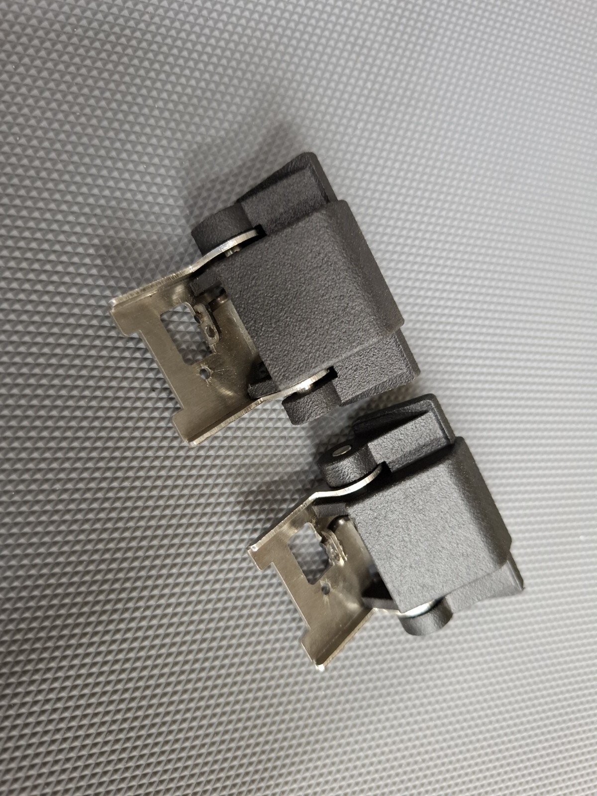 TRIO KP-700 HINGE 2PCS