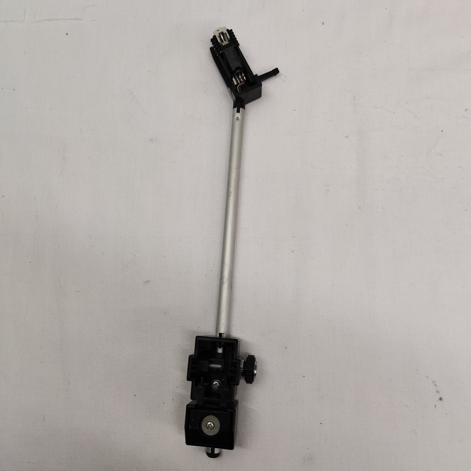 PHILIPS CARTRIDGE WITH HEADSHELL AND STYLUS FOR TURNTABLE READ DESCRIPTION