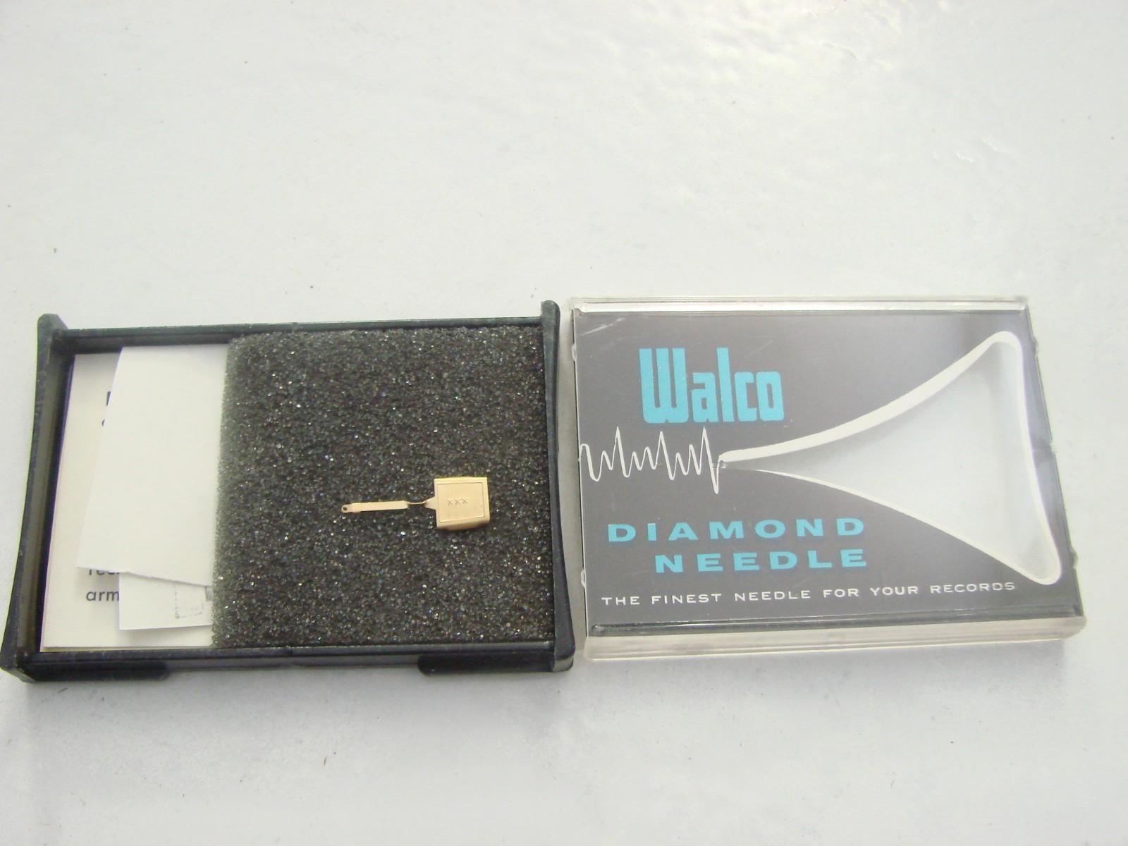 Replacement Diamond Stylus Walco # W-104MGD Ronatta DC 04 122 222AT 284 OV +