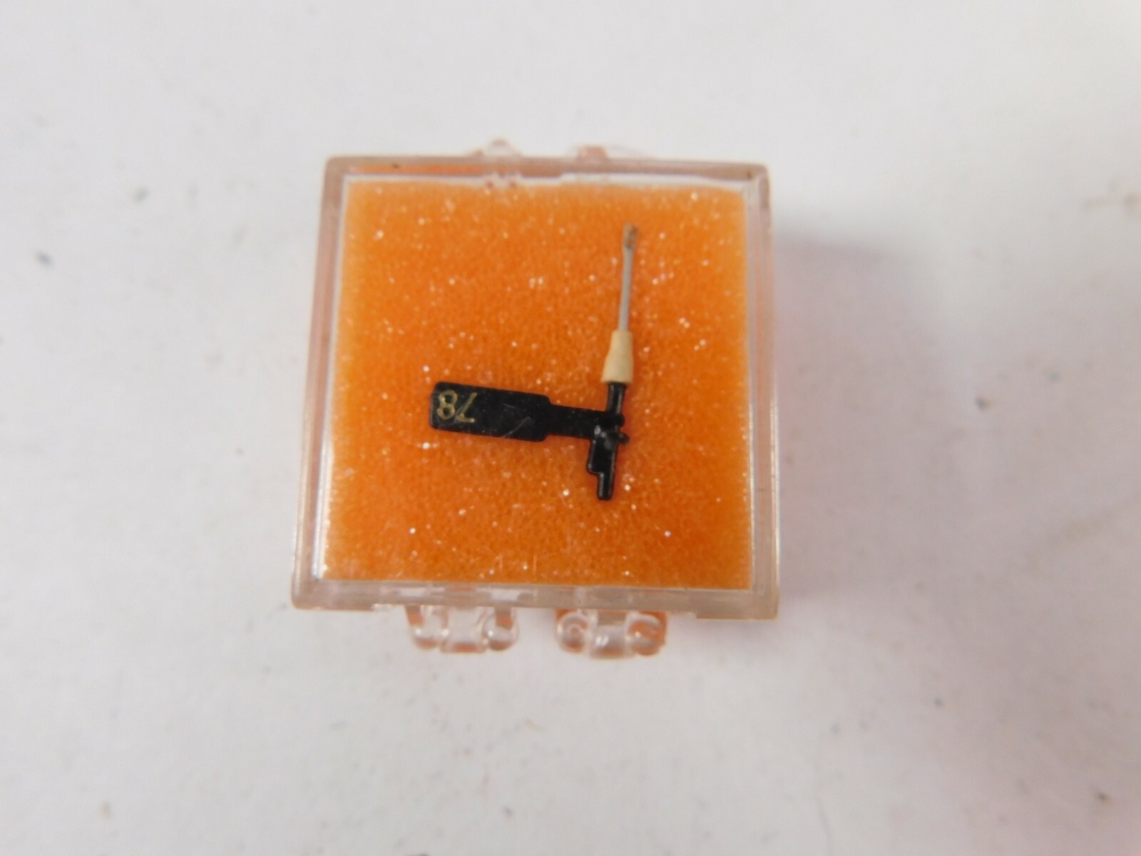 NOS Bucks Replacement Needle Stylus Recoton 686 699