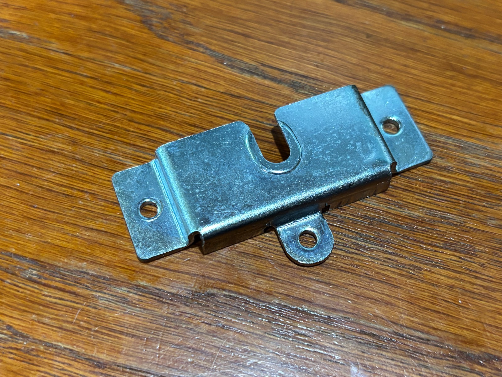 Turntable Parts – Dust Cover Hinge Base