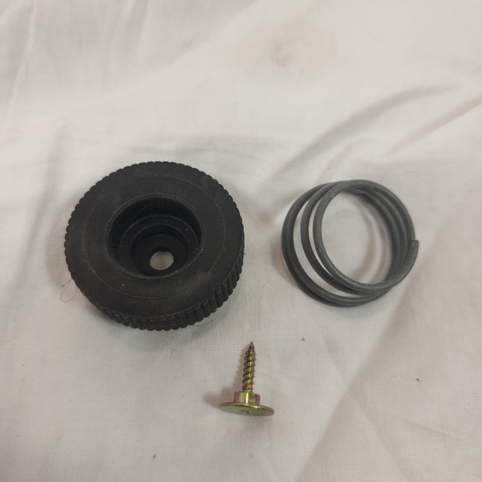 Vintage Technics SL-BD20 -1 Turntable Part – Anti Vibration Foot, Sping & Screw