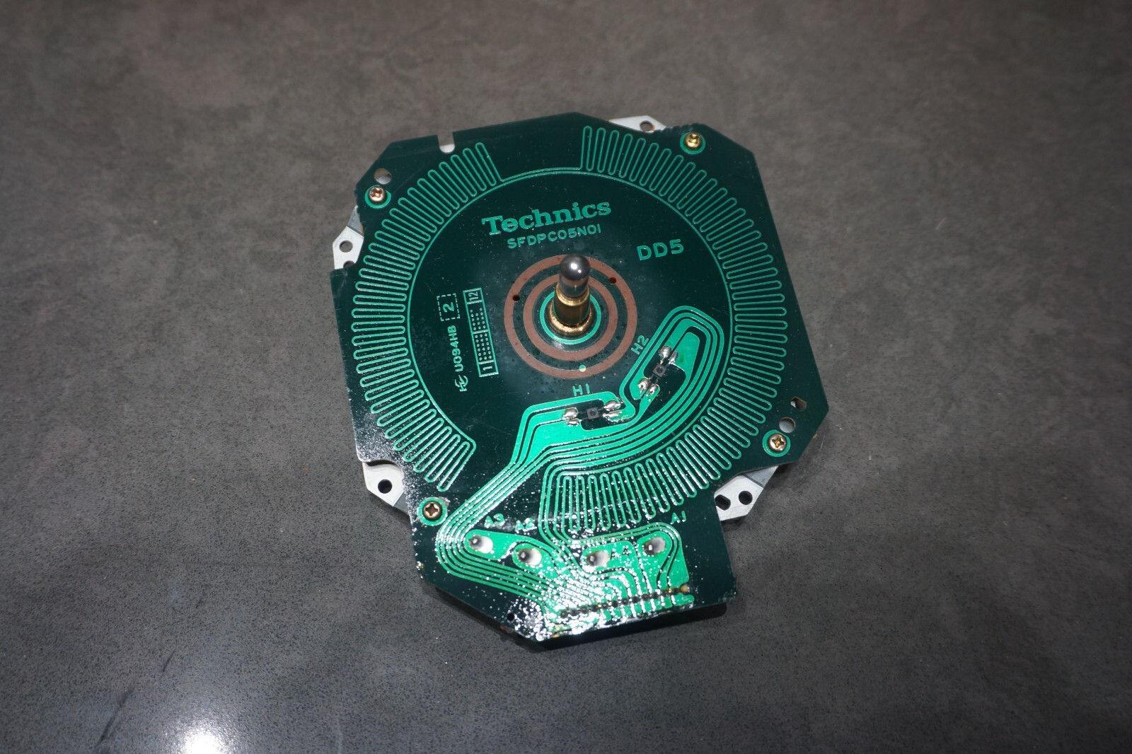Technics SL-DL5 Turntable Motor And Spindle Assembly. Tested Good!!!
