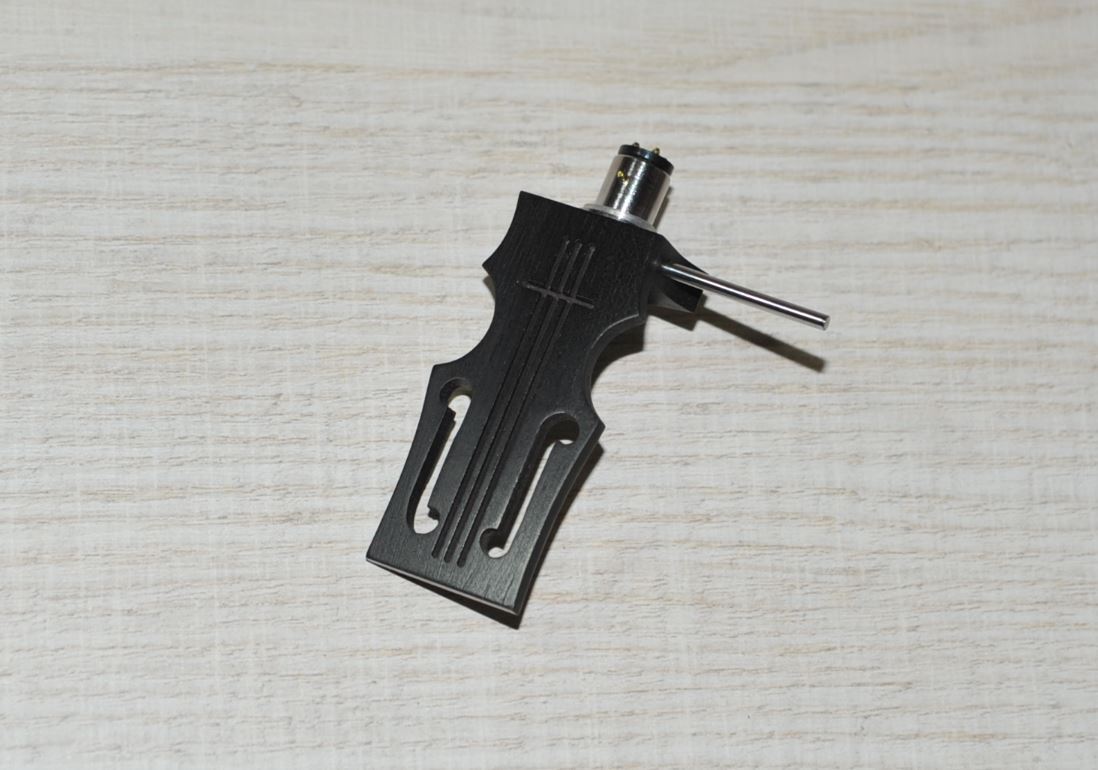 Exclusive Custom-Made Headshell Stradivarius for SAEC / SME Tonearms Ebony Wood