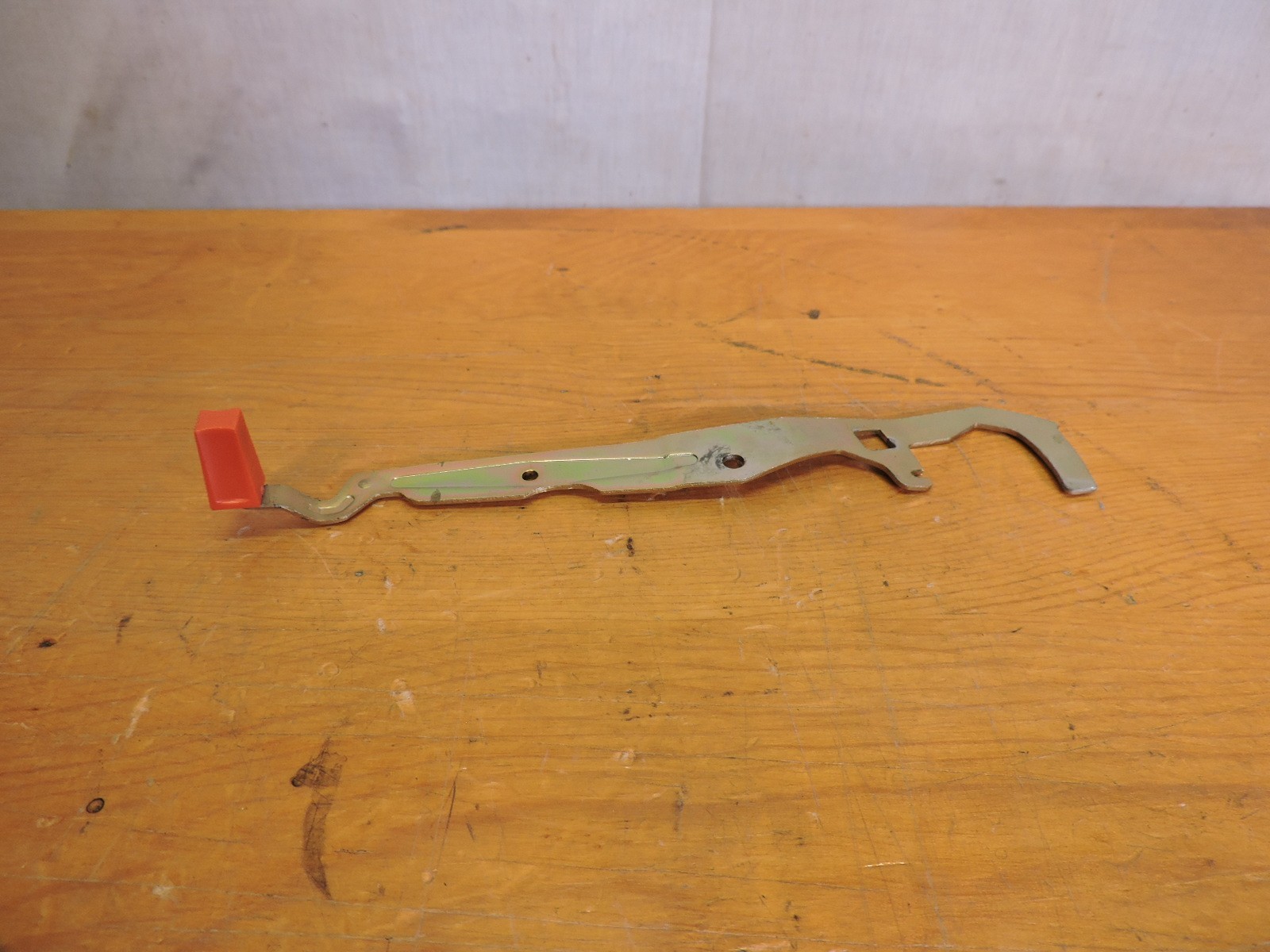 Garrard 2025TC Turntable Part – Start/Auto/Off Selector Arm and knob
