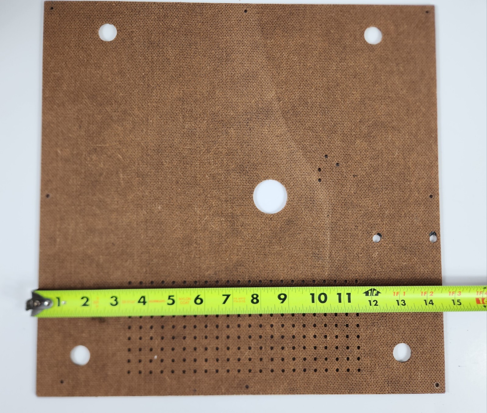 Realistic LAB-450 Turntable Replacement Part Back Cover Panel Rubber Base Legs