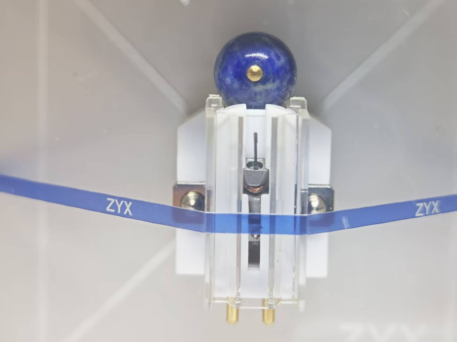 ZYX Ultimate-EX Omega-X 0.24mV Low Output MC Cartridge, Made in Japan