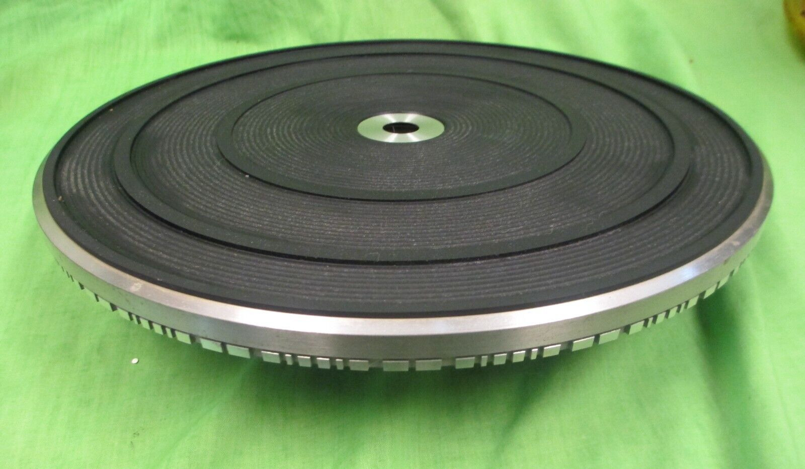 DUAL CS 1245 TURNTABLE PLATTER WITH MAT & CENTER TRIM USED BUT IN GREAT SHAPE