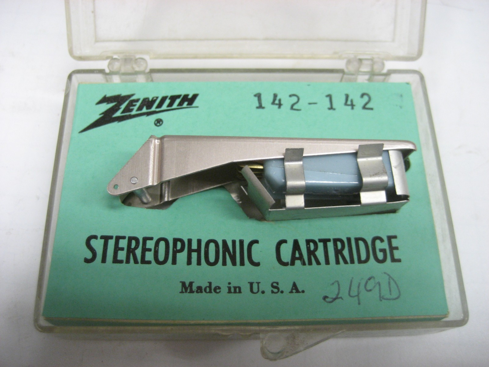 NOS Vintage Stereophonic Phono Cartridge Zenith 142-142 249D RGB