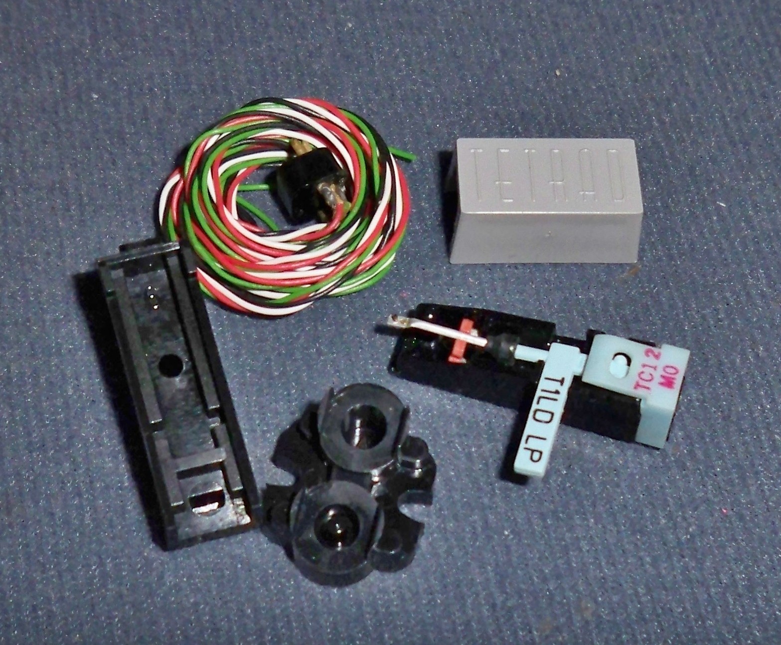 TETRAD CARTRIDGE TC12MO PLUG ADAPTER WIRES MOUNTS T1LD DIAMOND NEEDLE