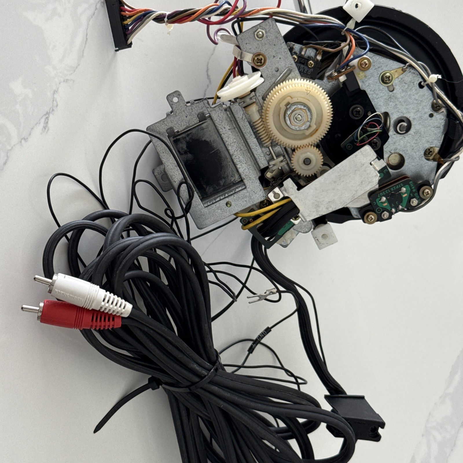 Technics SL 1600 MK2 Main Motor Assembly with Sensor and Mounting Base