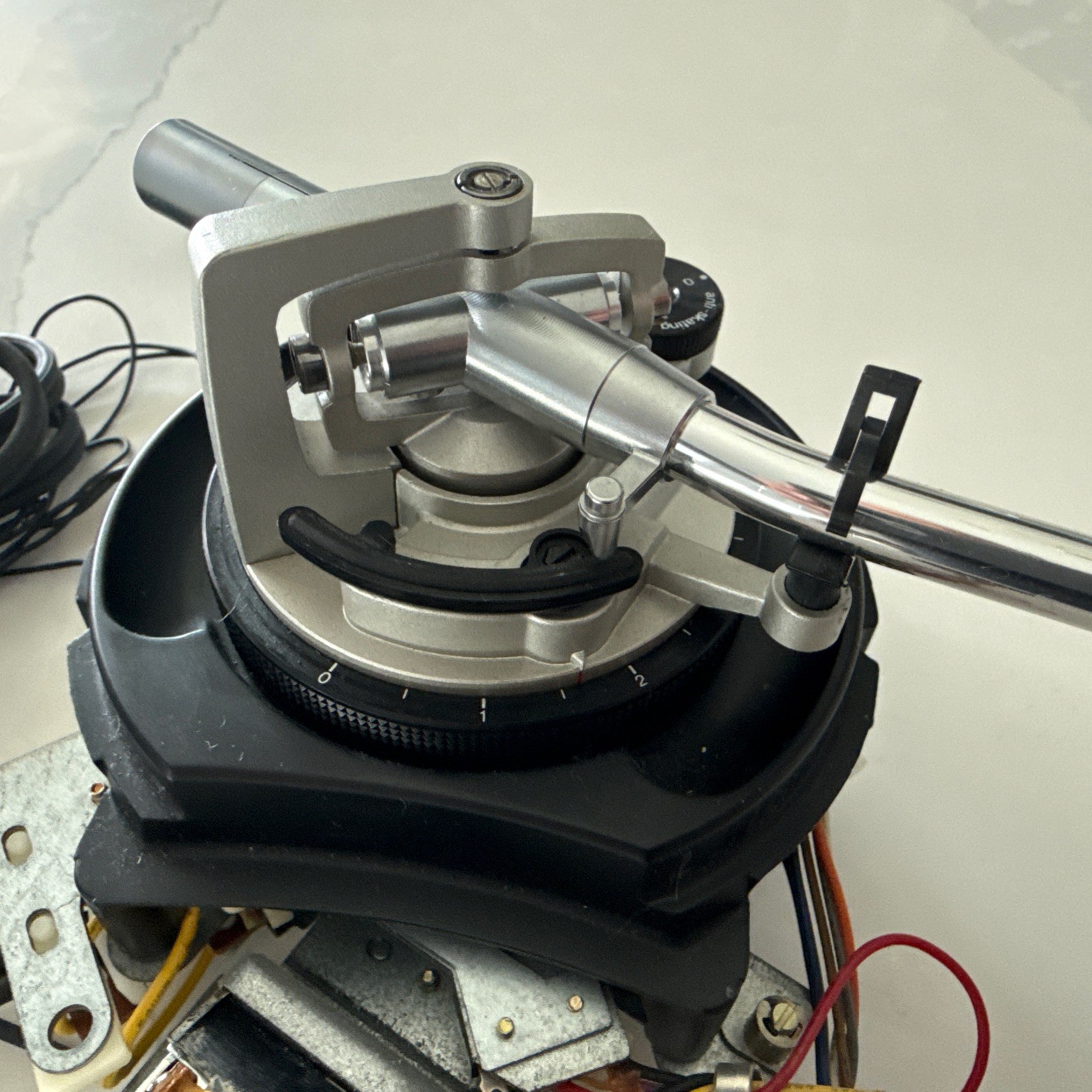 Technics SL 1600 MK2 Main Motor Assembly with Sensor and Mounting Base
