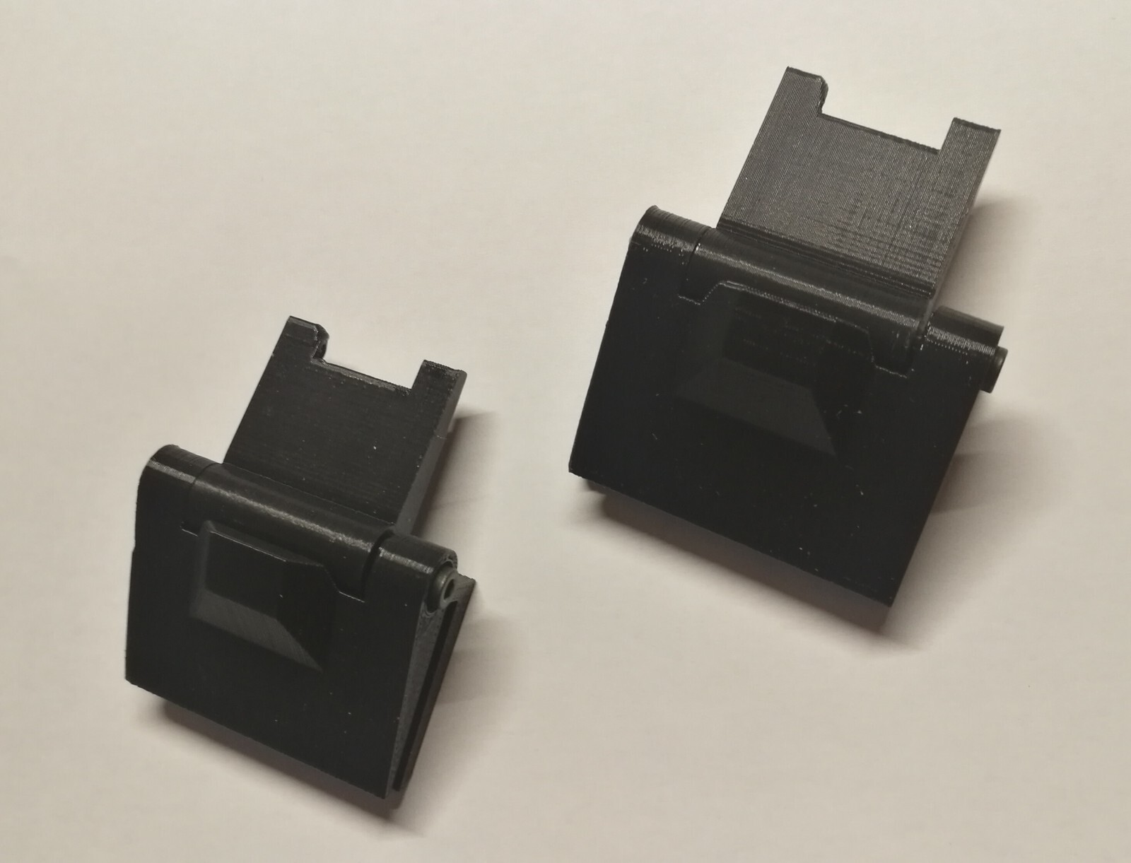 2x Yamaha P-320 Turntable Dust Cover Hinge Cerniere Coperchio Cappa P320 P 320