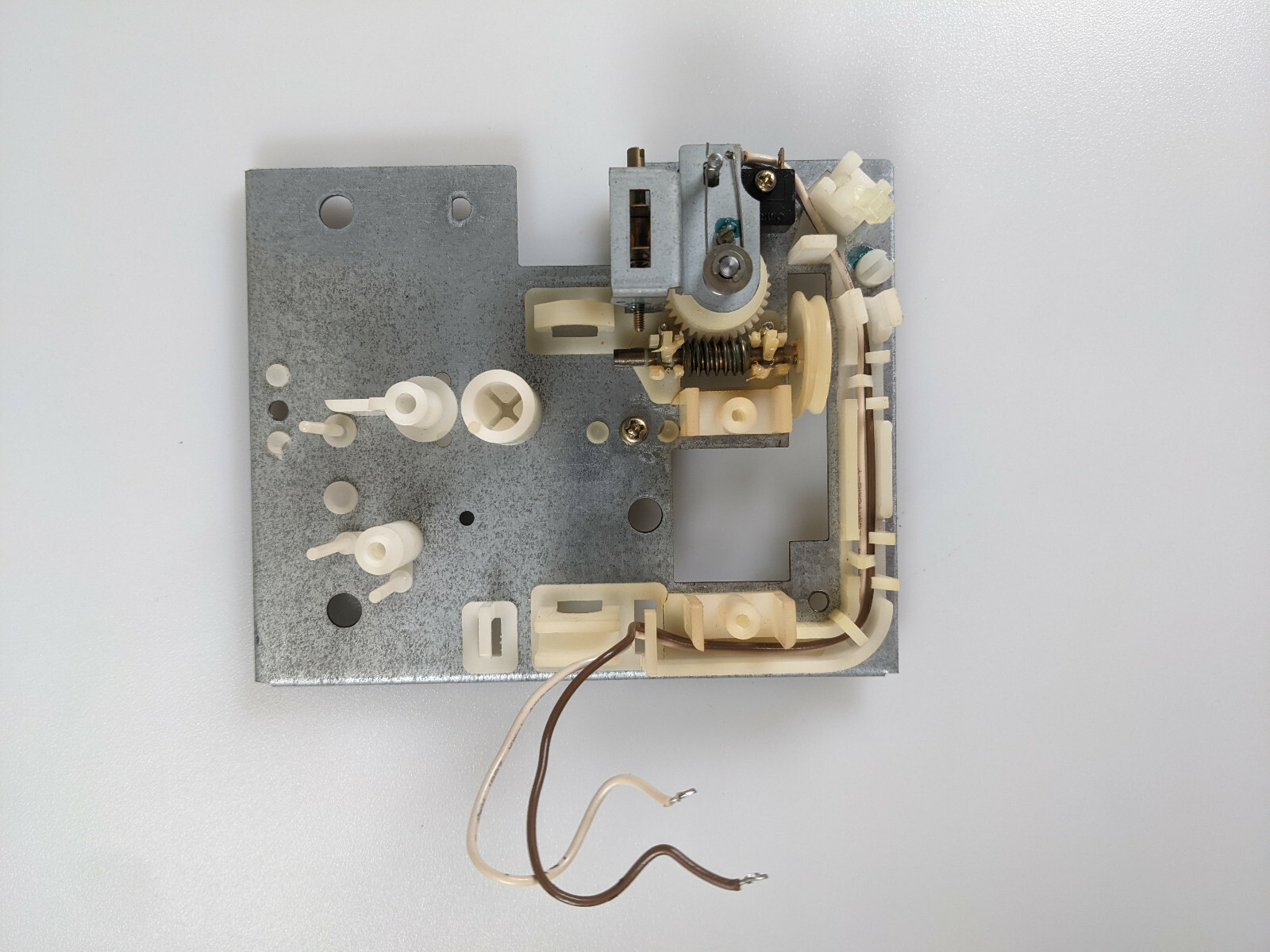 Marantz Turntable TT530 Parts: feet,motors,springs,lever,Arm,levers and more