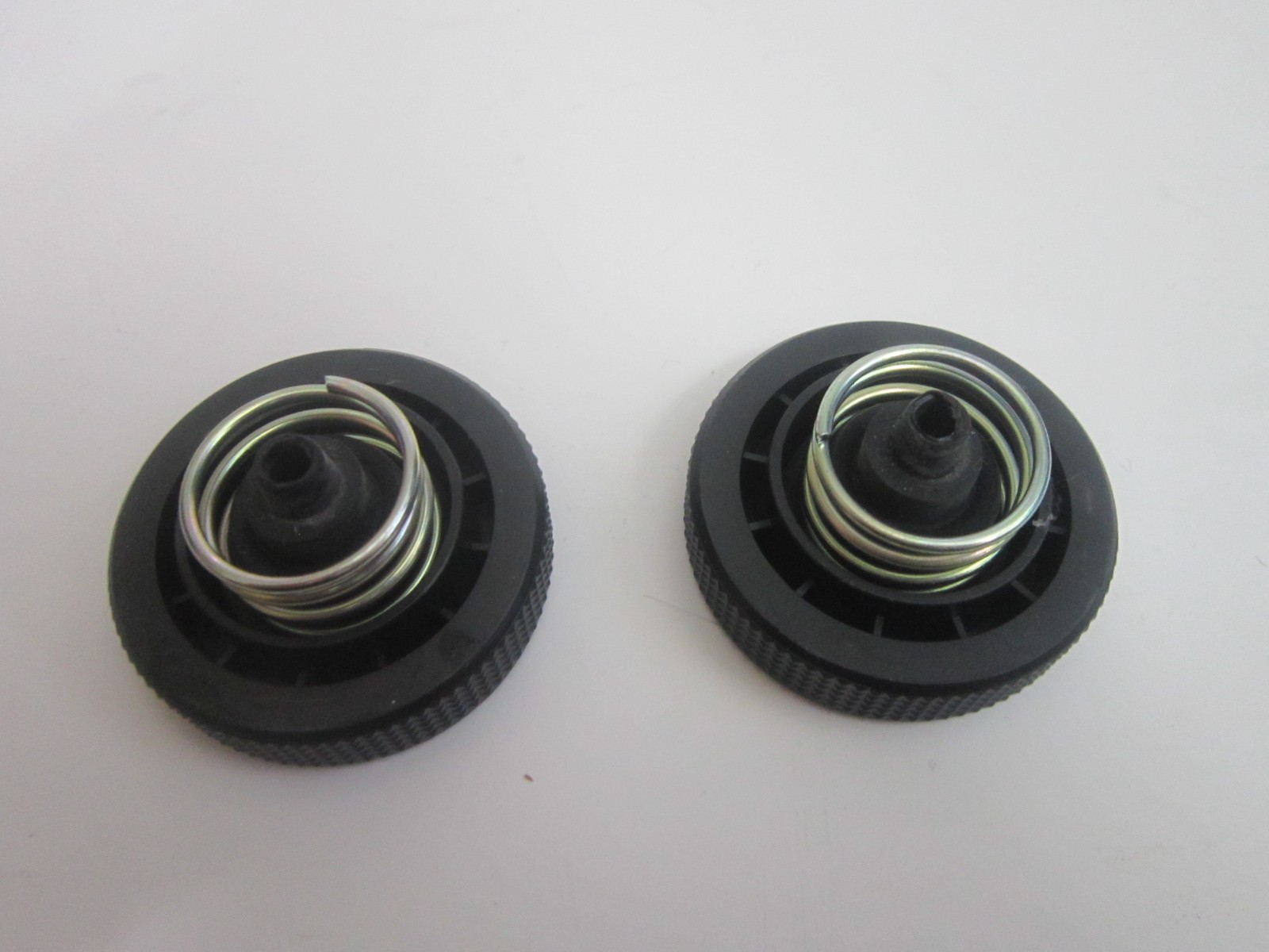 Lot of 4 Technics For SL-D1 D2 D3 D33 Q2 Turntable Foot Feet Turntable w Screws