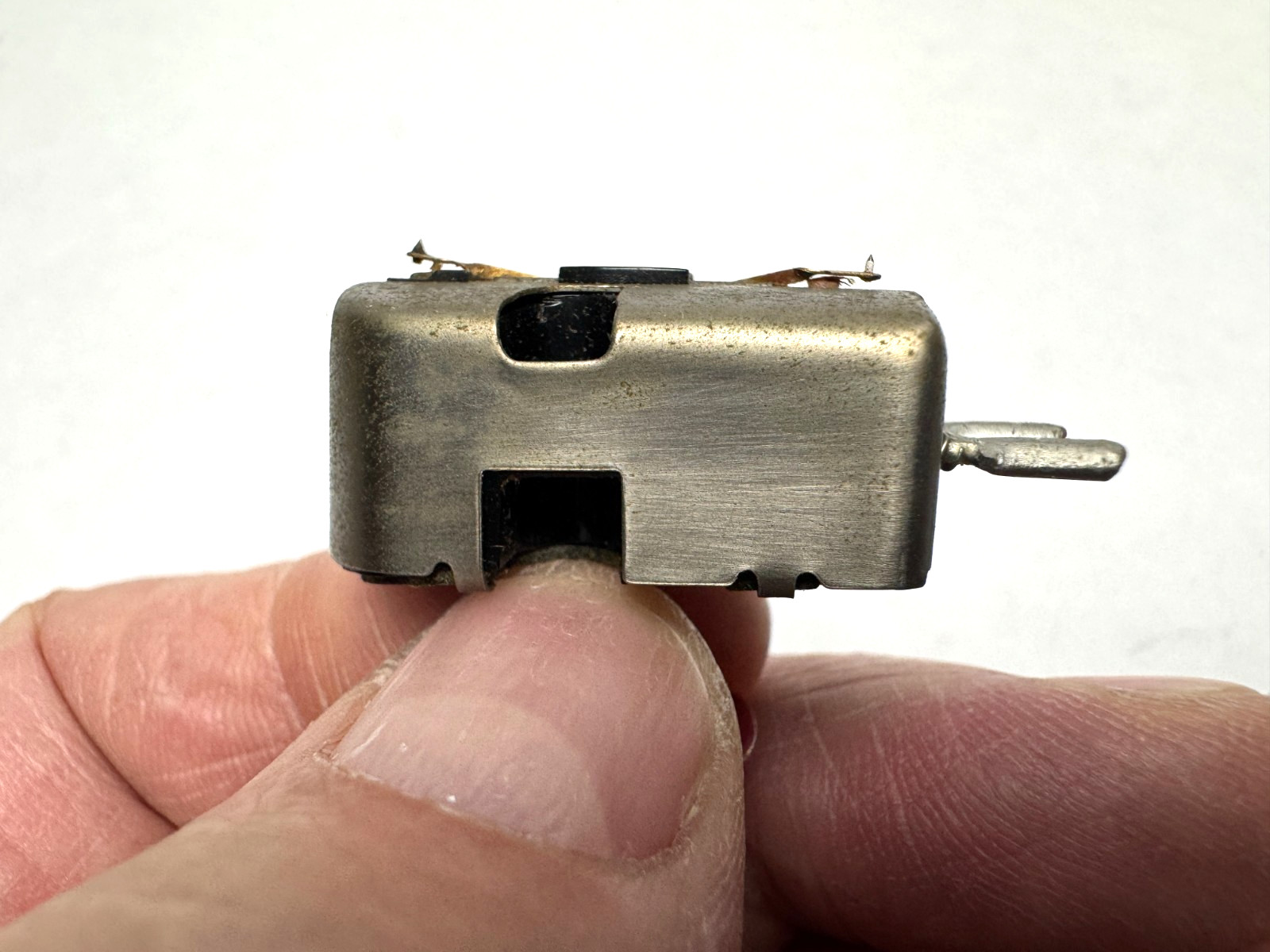 G.E. 626 Variable Reluctance 33/45/78 Mono Cartridge. Tested Works. (BdB)