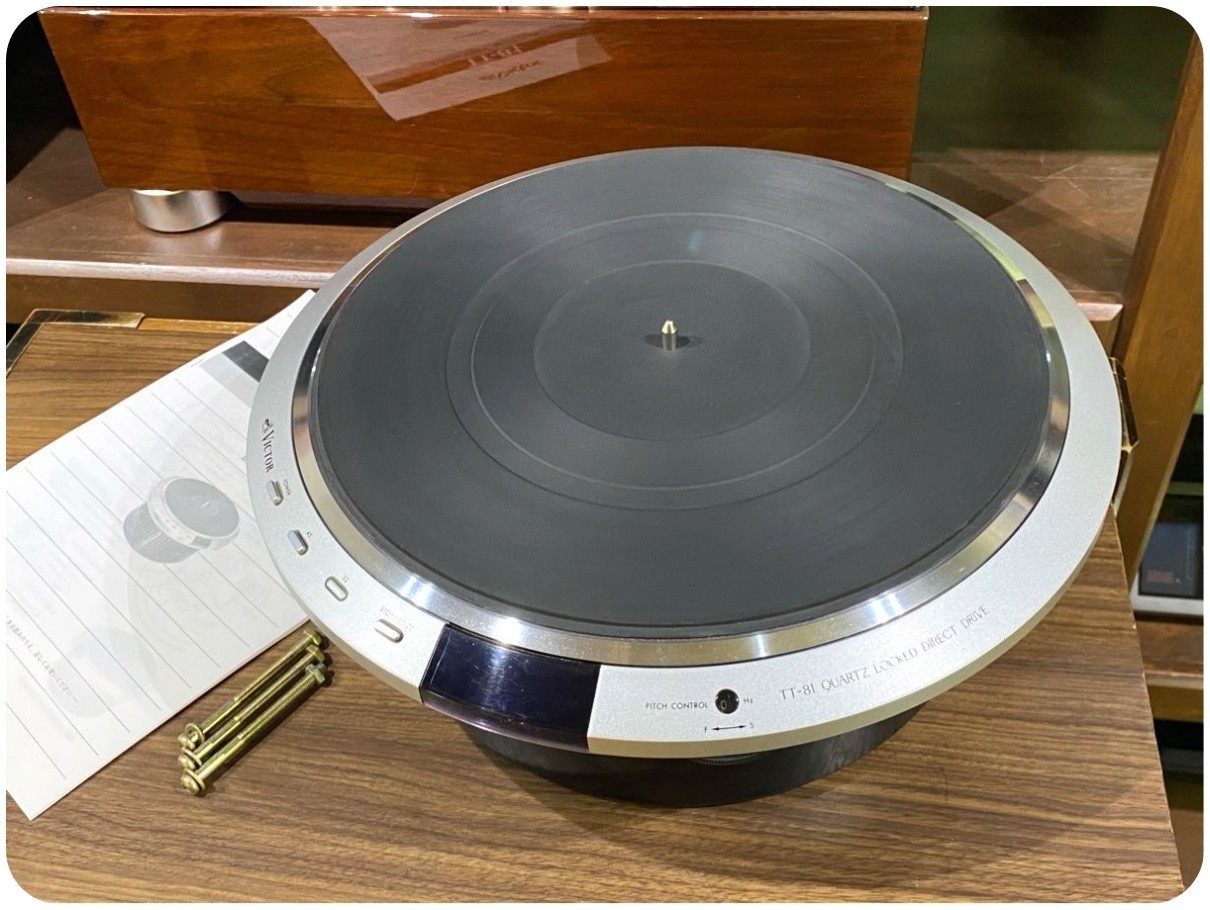 Victor TT-81 FG Servo Quartz Lock Direct Drive Turntable Tested Excellent AC100V