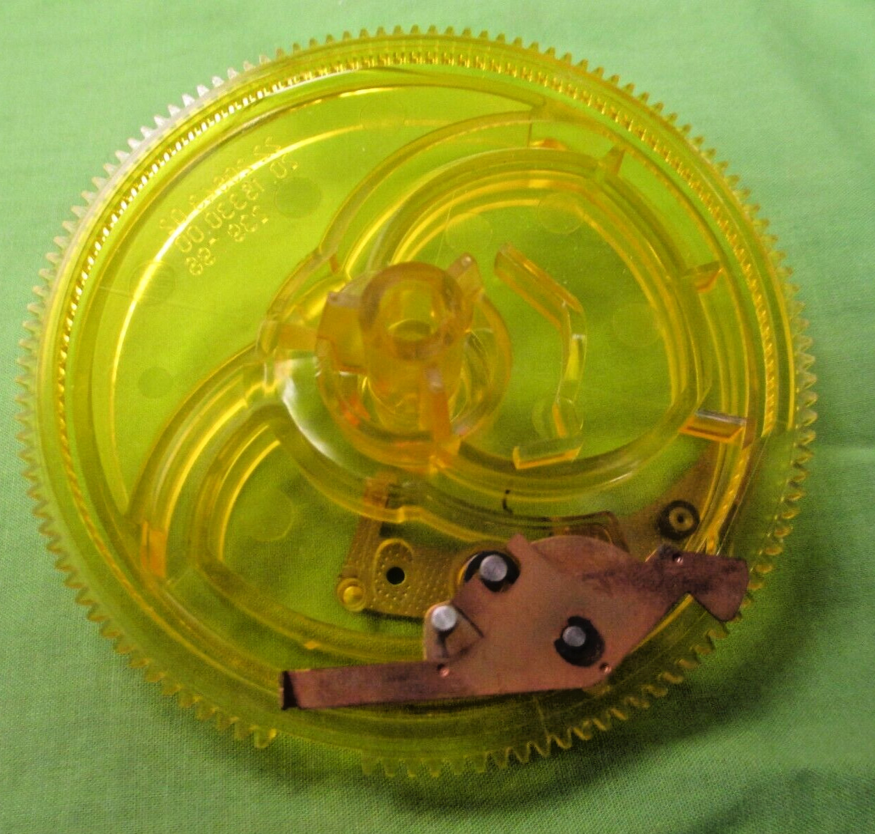 DUAL TURNTABLE 1234 1235 & 1236 CAM GEAR PT # 242-610 NEW IN FACTORY BOX