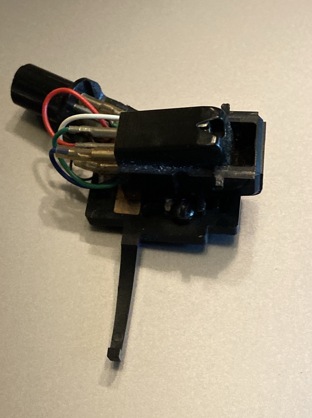 REALISTIC R25EDT CARTRIDGE untested with head shell Needs Stylus