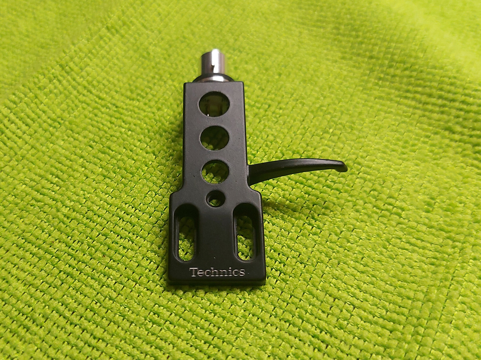 TECHNICS UNIVERSAL SHELL SHELL HEAD HOLDER TOP QUALITY EMS TURNTABLE NG