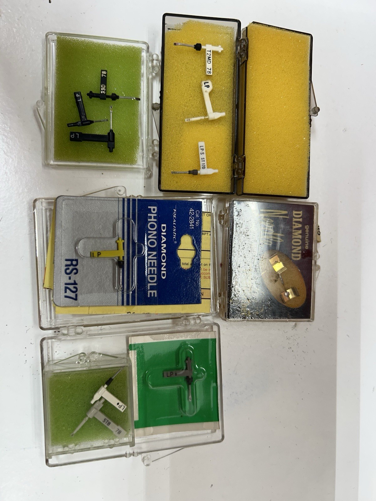 Lot 12 Vtg Phono Stereo Needles Diamond & Variety