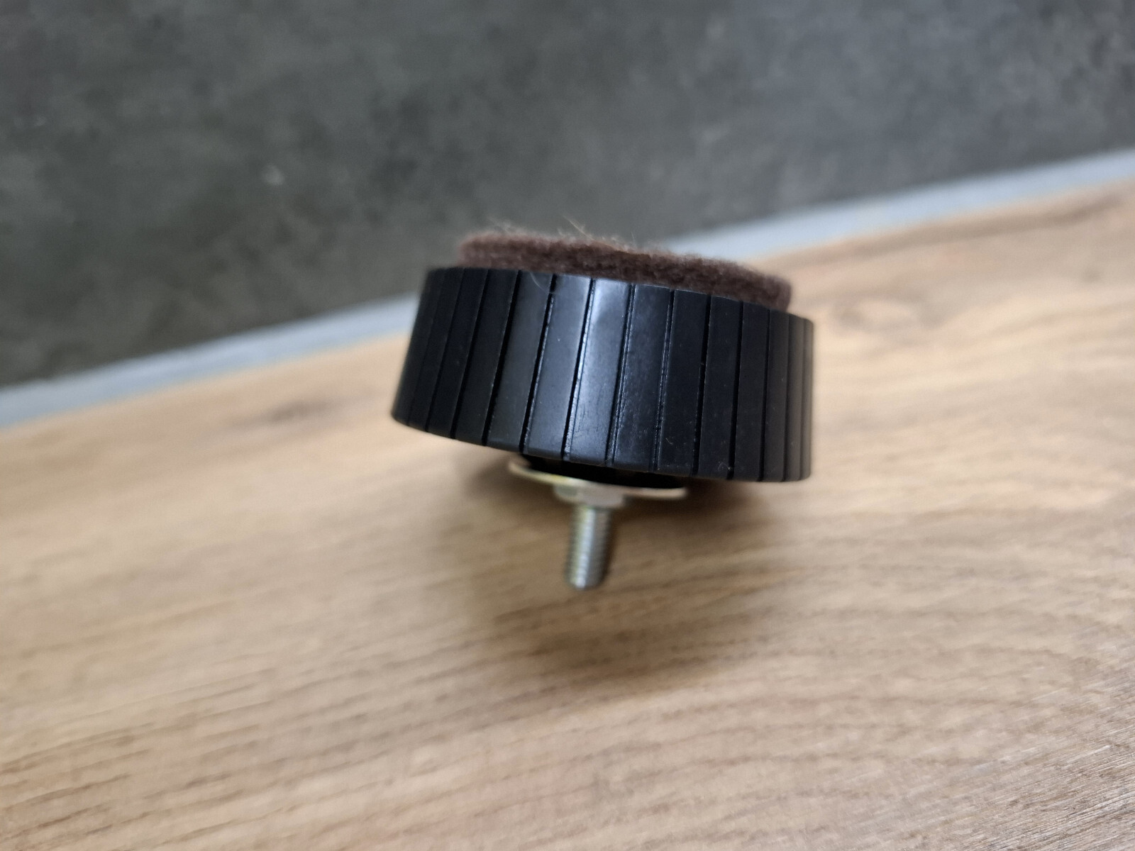 Turntable REPLACEMENT FEET for THORENS
