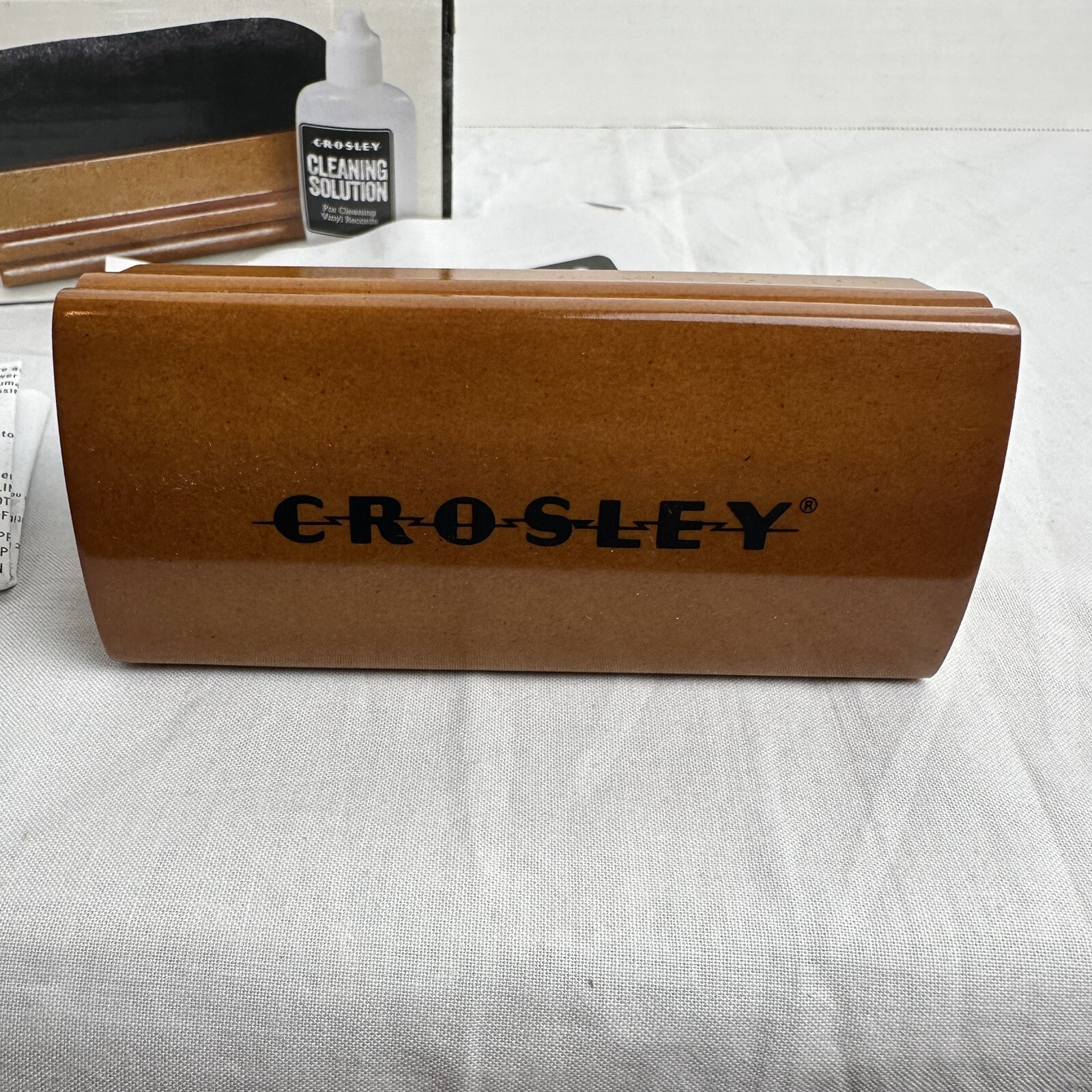Crosley Record Cleaning Kit LP Vinyl Record Player Felt Brush Cleaning Solution