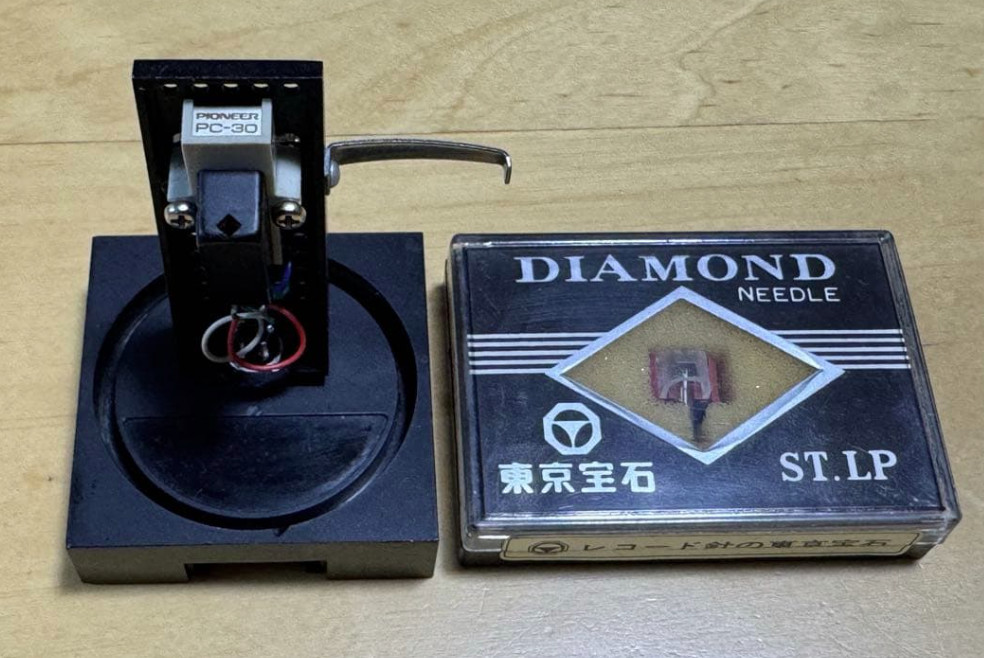 PIONEER PC-30 MM Cartridge + TOKYO HOSEKI PN-30 Diamond Stylus + Headshell